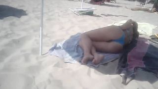 Bel culo in spiaggia