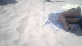 Bel culo in spiaggia