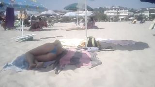 Bel culo in spiaggia