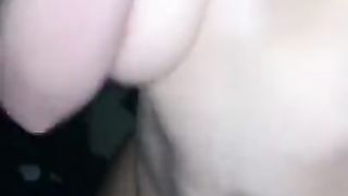 Sandra inculata in piedi