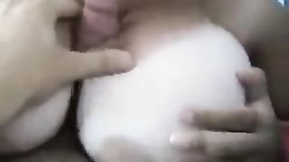 Anteprima del video: Mettilo in mezzo alle tue MEGA TETTONE!!!