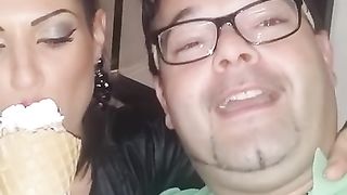 Serena Rinaldi e il gelato da leccare