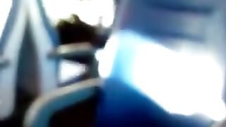 Lo mostro ad una ragazzina sul treno