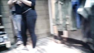 I culetti delle commesse in leggings