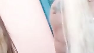 2 romane zoccoleggiano su Periscope