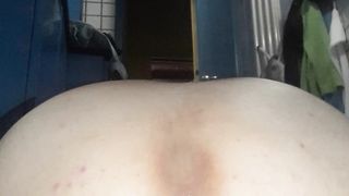 Mi scopo il culo con un dildo