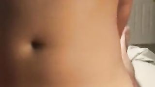 Tettona cavalca cazzo