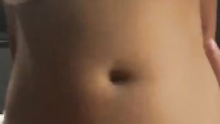 Tettona cavalca cazzo