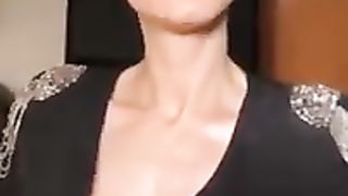 Cosa stai aspettando? CHE TI ESCA UNA TETTA?