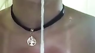 Sbavata di sborra dopo il pompino