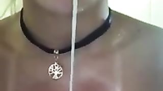 Sbavata di sborra dopo il pompino