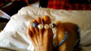 MANYA PIEDI SMALTATI X LECCARLI TUTTI