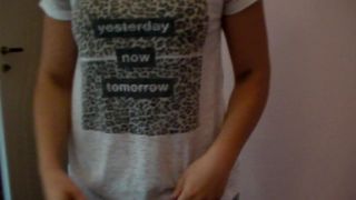 Jessica si spoglia e si fa trombare