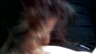 Pompino in macchina da una collega