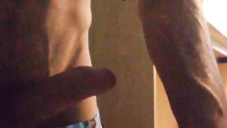 Anteprima del video: cazzo duro e sborro