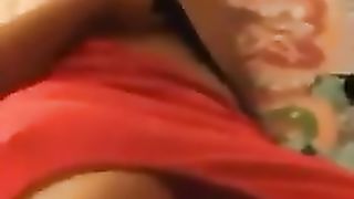 Lorena ha solo 18 anni...che ne dite?