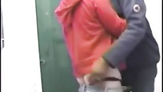 MOGLIE ITALIANA SCOPATA DA VU CUMPRÀ