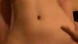 BELLA FIGA ASIATICA SCOPATA IN HOTEL