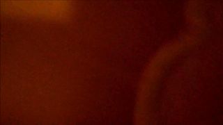 Anna si masturba davanti all'amico