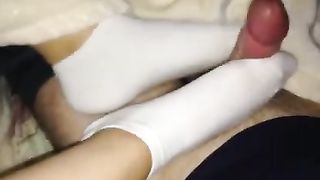 Sega con i piedi e sborrata