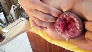 una grande scopata con sborrata finale...