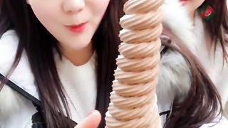 Giapponesine golosone e porche...