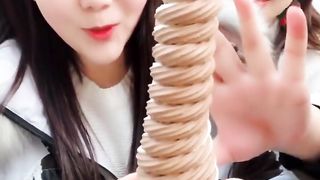 Giapponesine golosone e porche...