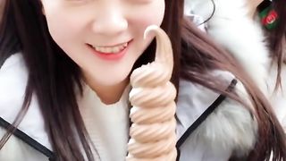 Giapponesine golosone e porche...