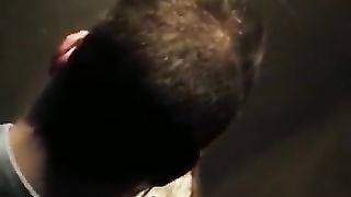 Coppietta italiana ripresa nei bagni della disco