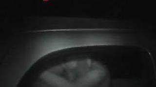 Gran scopata in macchina filmata da guardoni