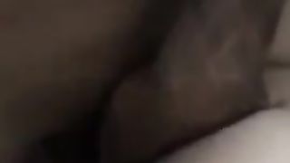 Scopato nel culo dal giardiniere marocchino