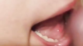 20enne sborrata in bocca