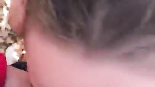 Un bellissimo soffocone in giardino