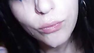 Anteprima del video: Sborro in faccia