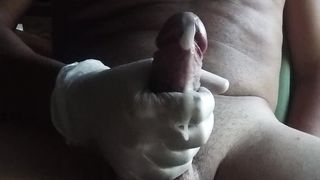 CAZZO PRESO A PUGNI CON SBORRATA SLOW MOTION