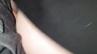 Scopata in macchina a pecorina...