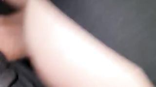 Scopata in macchina a pecorina...