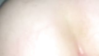 Qualche cinghiata sul culo per eccitarla