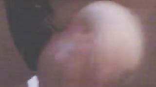 Che bello toccarsi le tette