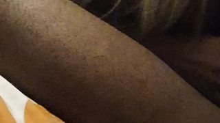 Mentre lo sbatte in bocca a trans italiana