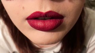 Anteprima del video: Il pompino di una bellissima ragazza in primo piano