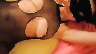 La troia beve la sborra dal cucchiaio