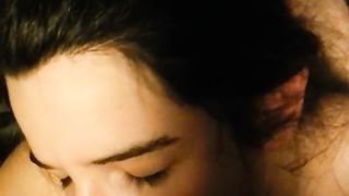 Ragazza pompinara Lucy Lu