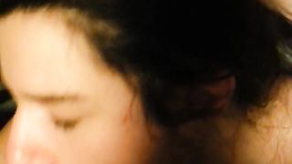 Ragazza pompinara Lucy Lu