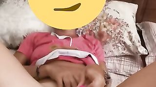 Si masturba mentre la filmo