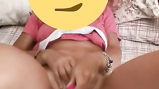 Si masturba mentre la filmo