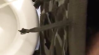 Svuoto il serbatoio nel water