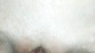 Mia moglie con la micia pelata