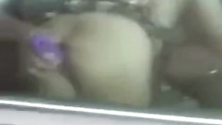 Anteprima del video: Sesso sull'auto in corsa
