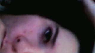 Troia pompinara adora succhiare il cazzo e leccare le palle!!